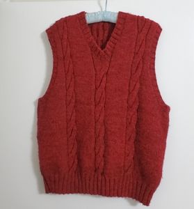 Vintage Handknit Sweater Vest - Large